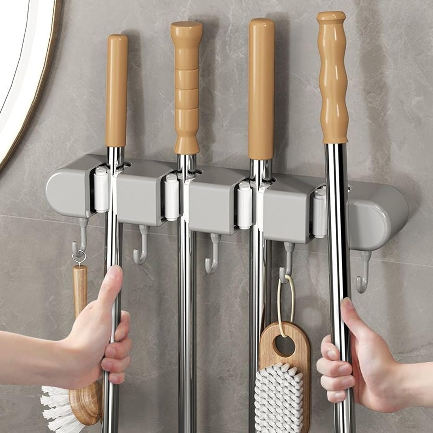حامل مكنسة وممسحة للتعليق على  - مراجعة Gardening Tools Types وسعره